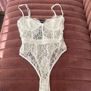 White lace paneled bodysuit